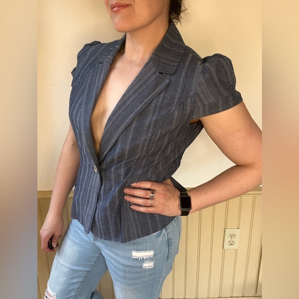 Motto Cropped Denim Vest Blouse Blue Embroidered Cap Short Sleeve Women’s M
